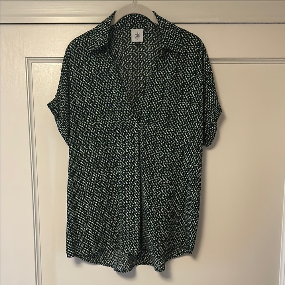 Cabi Replay Top Blouse Green Mixed Print, Item # 6307, Small